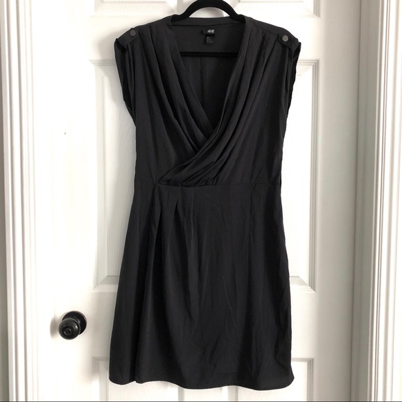 [ Sold ] H&M Wrap Dress with Vegan Leather Belt, Size 10 - Picture 8 of 8